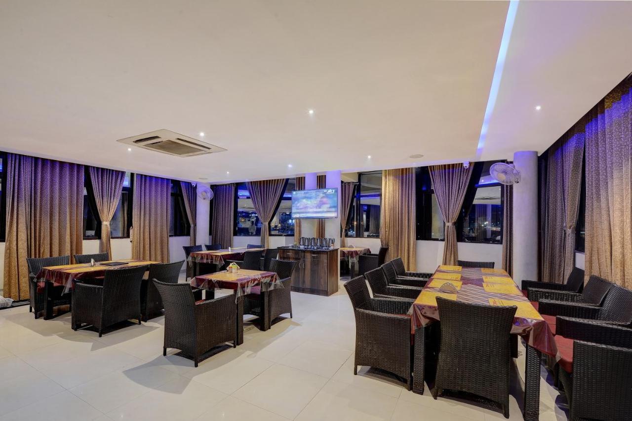 Capital O Hotel Samanvi International Belur  Екстериор снимка