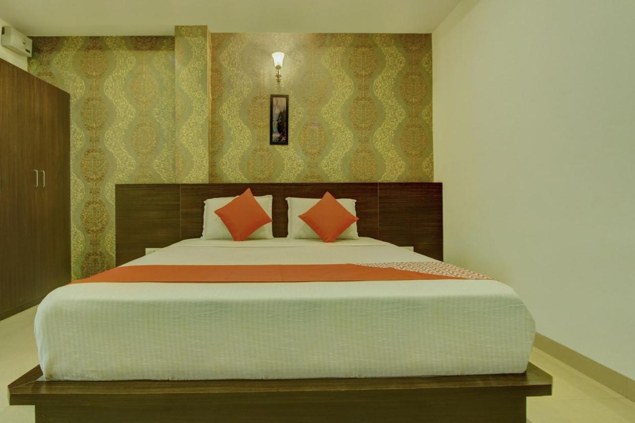Capital O Hotel Samanvi International Belur  Екстериор снимка