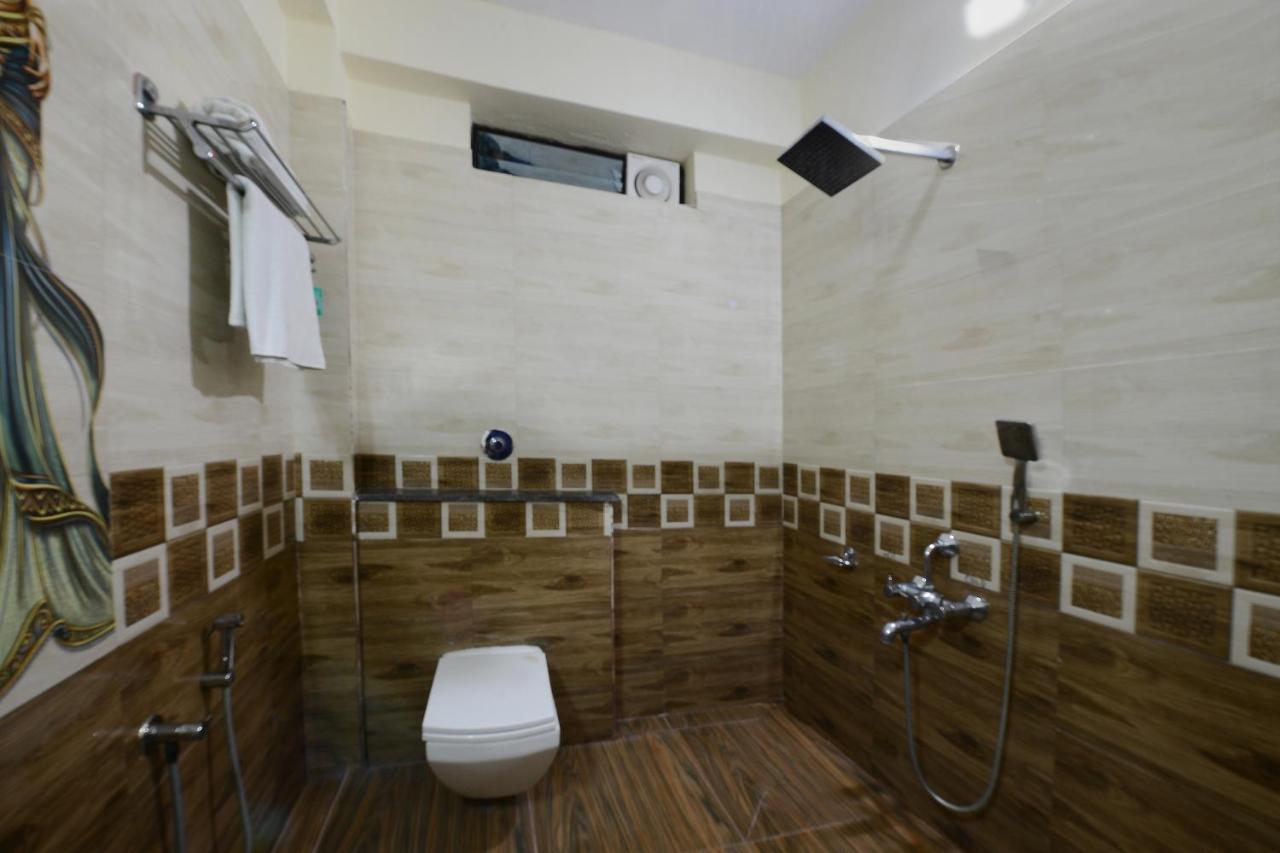 Capital O Hotel Samanvi International Belur  Екстериор снимка